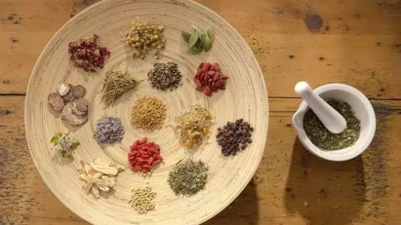 膏方市场洗牌：谁在引领新一轮品质升级